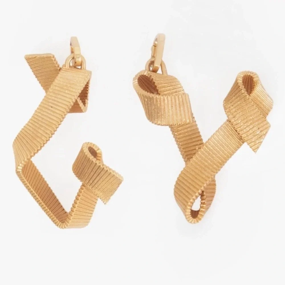 Clare V Gold Ribbed Ribbon Initial V Charm Pendant Necklace Attachment - Picture 11 of 11